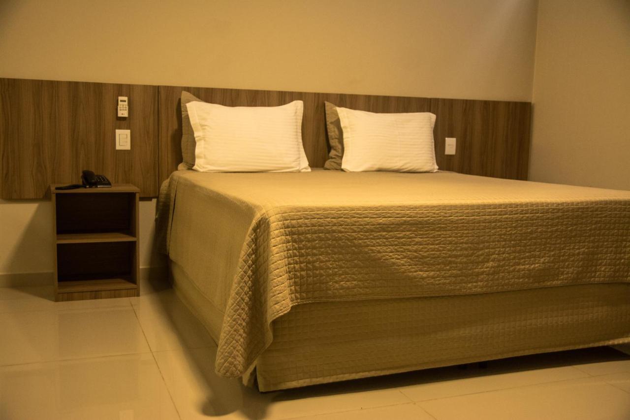 Hotel Vila Verde Penápolis Exteriér fotografie